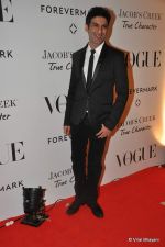 at Vogue_s 5th Anniversary bash in Trident, Mumbai on 22nd Sept 2012 (84).JPG